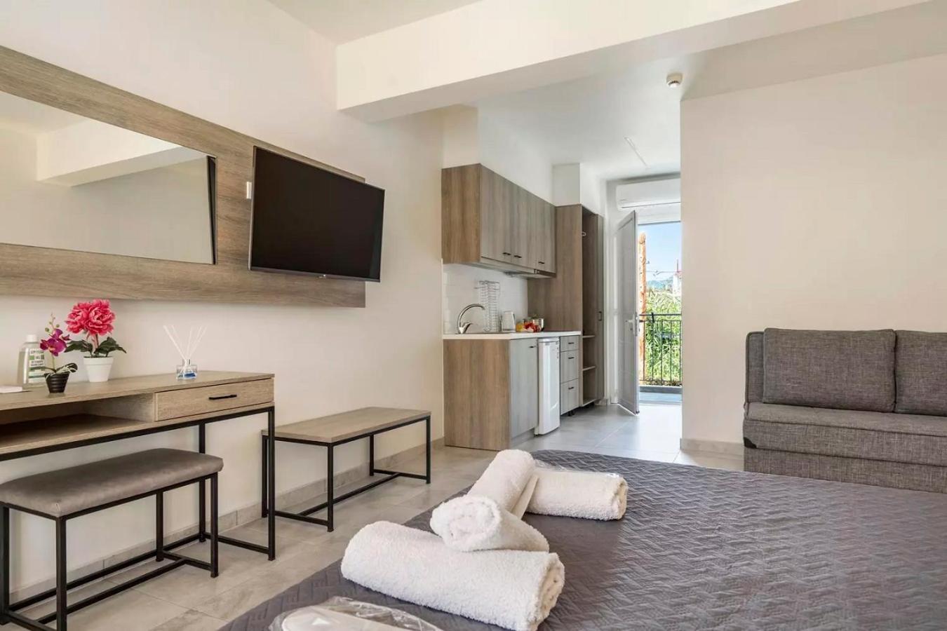 Blue Star Aparthotel Nydri  Bagian luar foto
